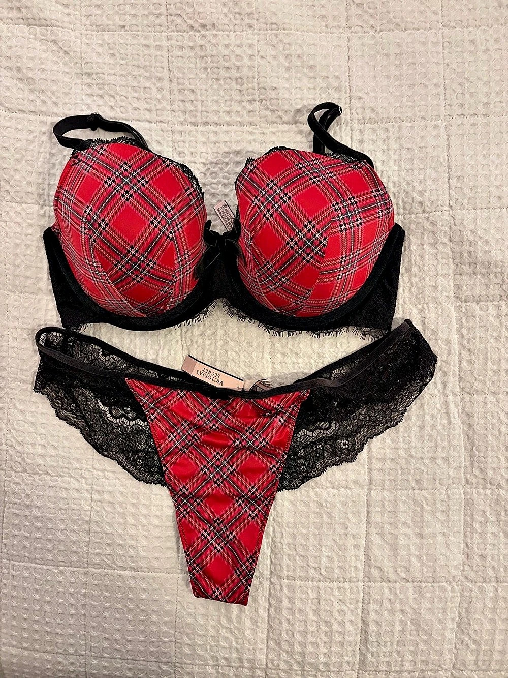 Victoria's Secret Very Sexy Lace Plaid Set Red & Black 36DD and XL